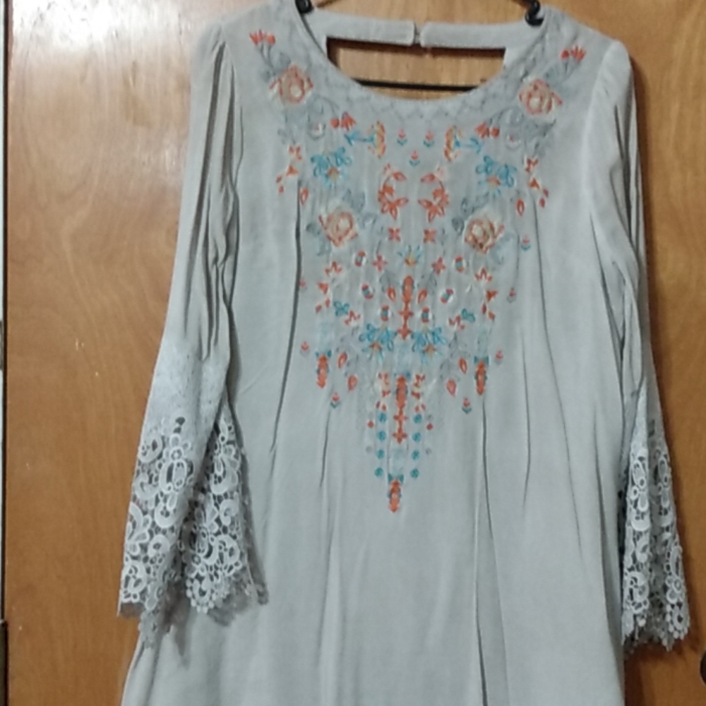 Size Small Boho over the knee dress